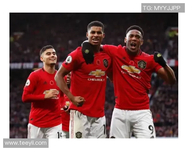 足总杯曼联大胜本菲卡红牌事件引发全场热议与数据分析