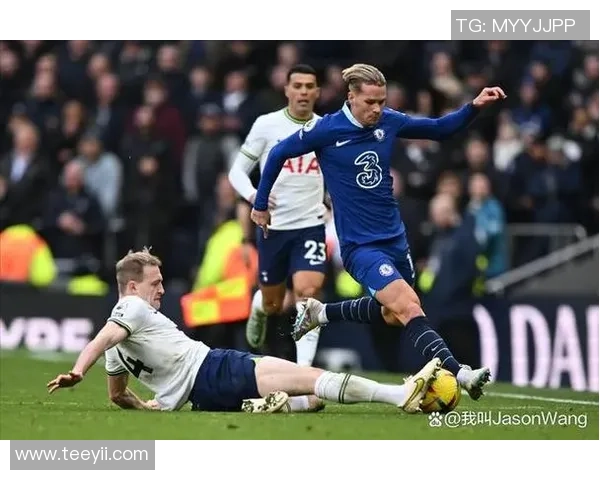 世界杯精彩对决多特蒙德凭帽子戏法力克切尔西全场沸腾 世界杯精彩对决多特蒙德凭帽子戏法力克切尔西全场沸腾
