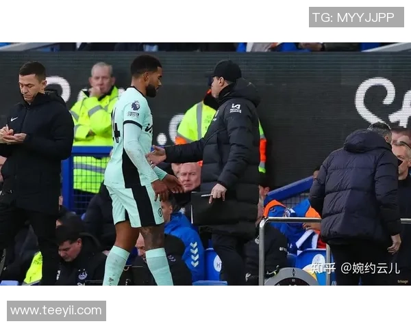 国王杯精彩对决切尔西小胜巴黎神扑瞬间引发全场热烈反响 国王杯精彩对决切尔西小胜巴黎神扑瞬间引发全场热烈反响