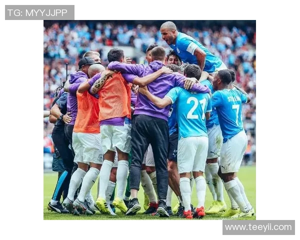 意甲激战：利物浦逆转里昂点球大战点燃全场激情